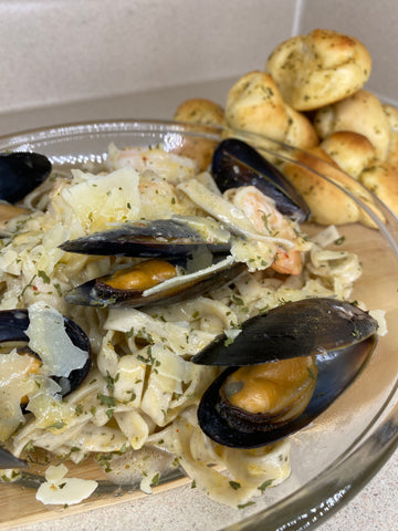 Garlic Fettucine w/ a Wine Butter Sauce